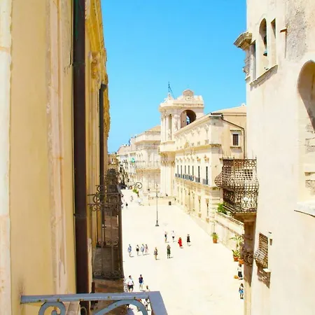 Residenza Borgia - Residenza Borgia Piazza Duomo View Ortigia * Siraküza
